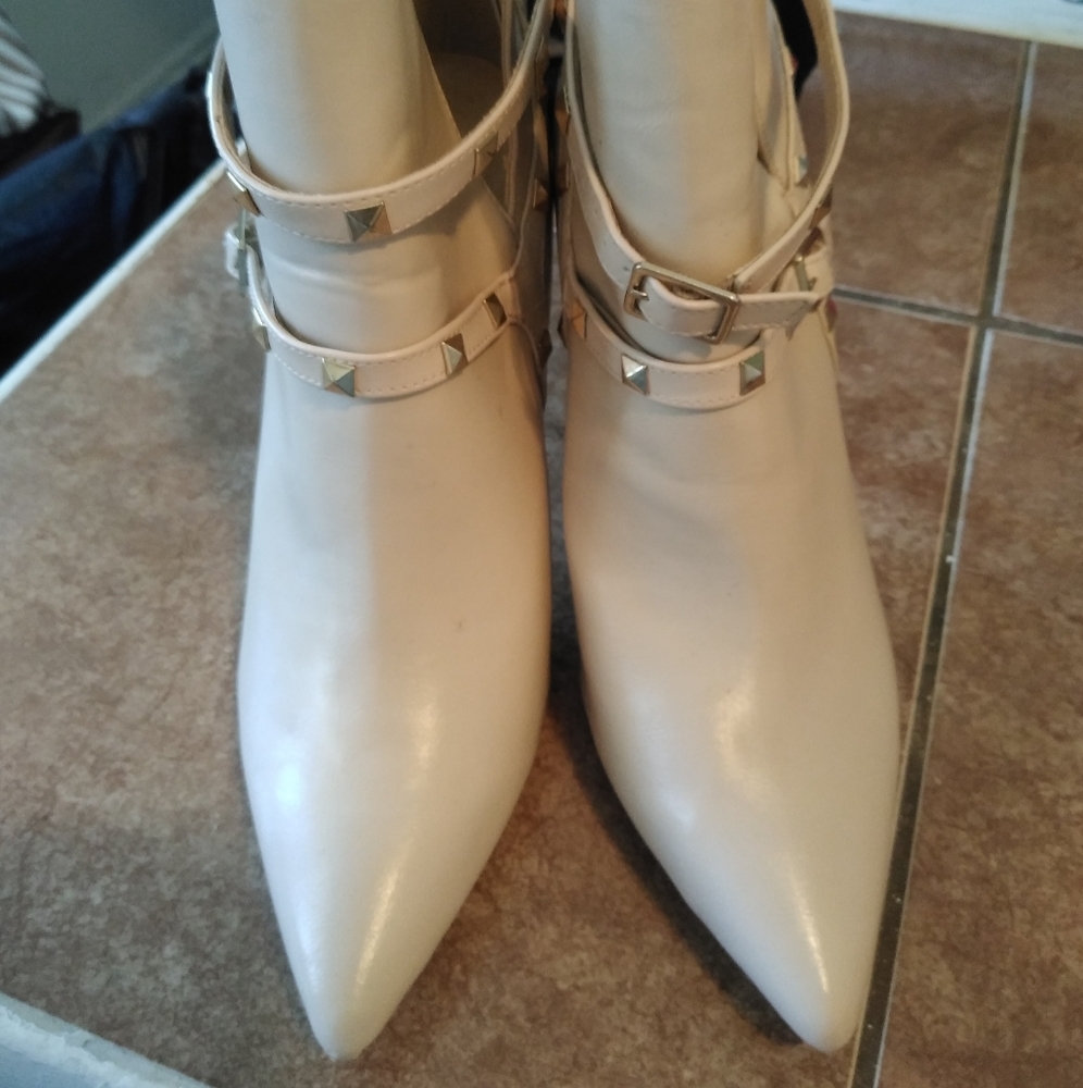 Women's heels